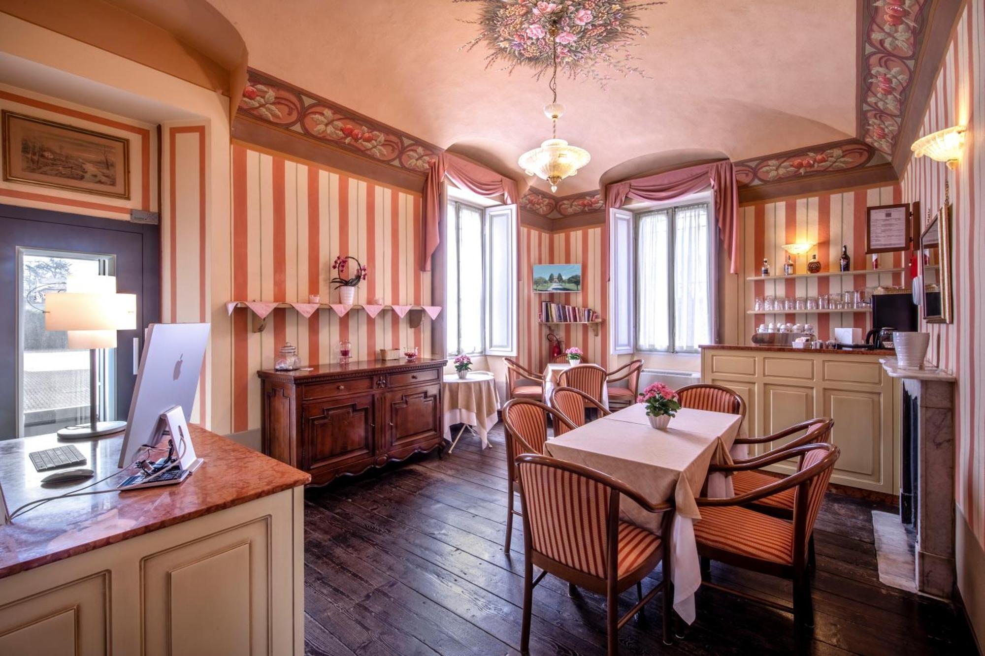 Hotel Villa Liberty Pontecurone ภายนอก รูปภาพ