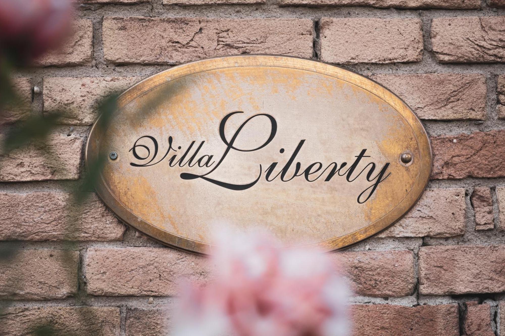 Hotel Villa Liberty Pontecurone ภายนอก รูปภาพ