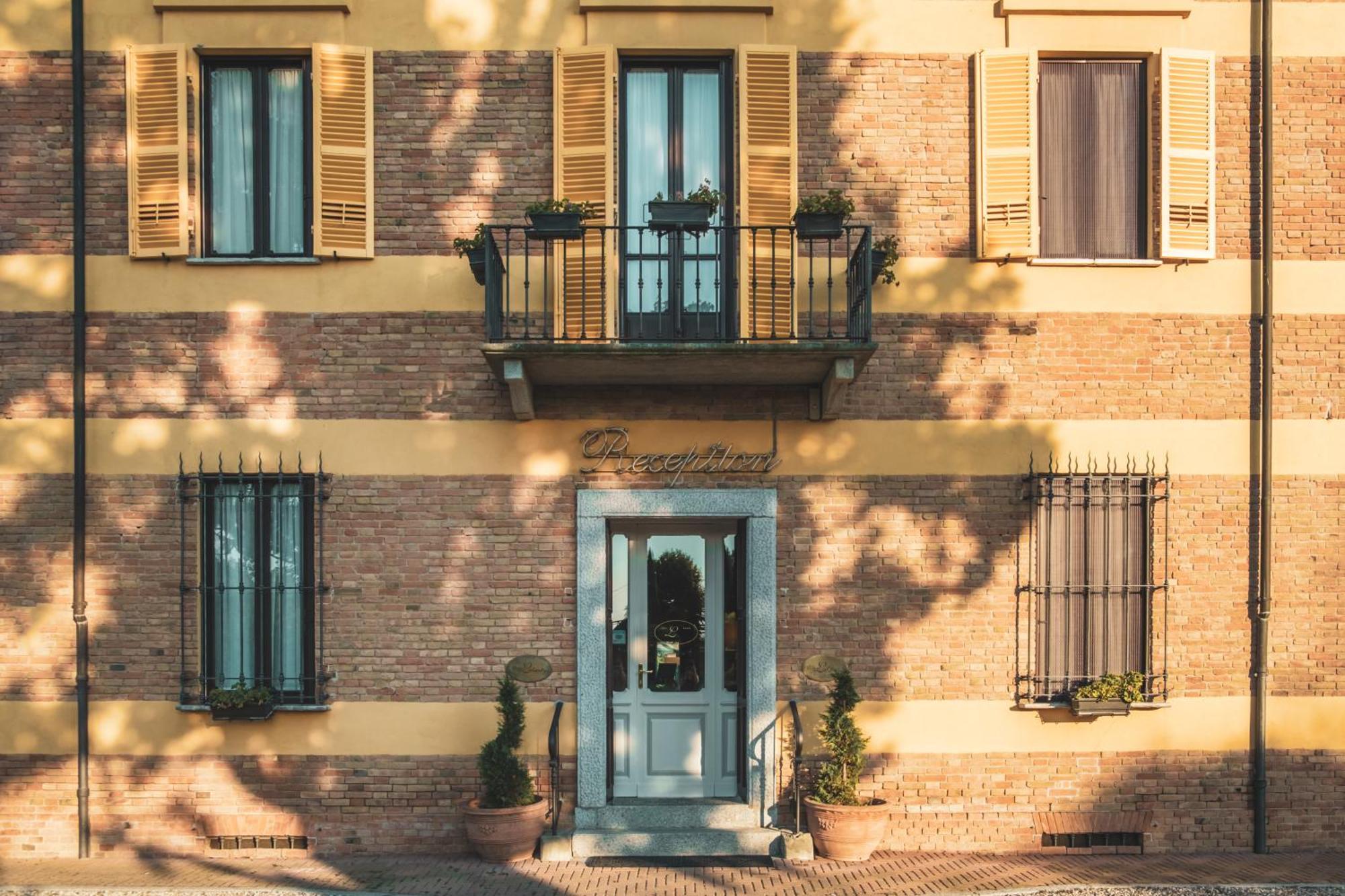 Hotel Villa Liberty Pontecurone ภายนอก รูปภาพ