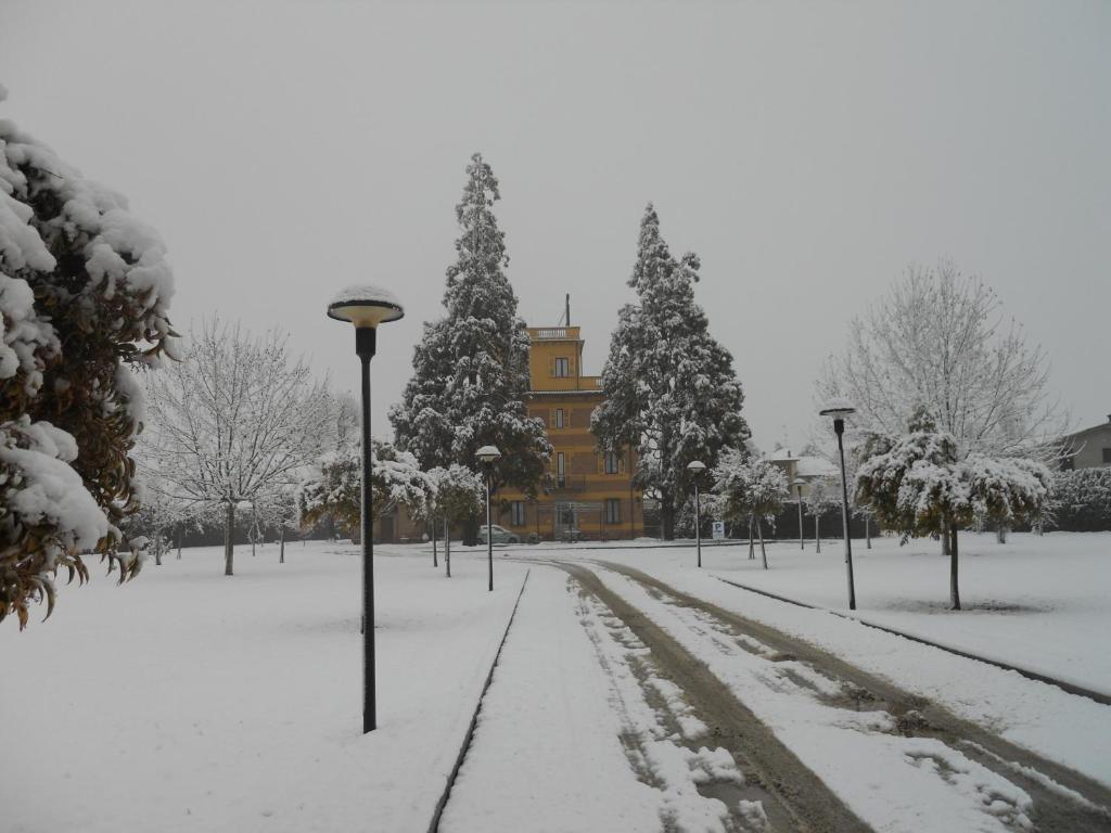 Hotel Villa Liberty Pontecurone ภายนอก รูปภาพ
